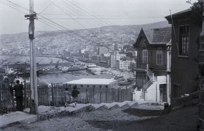 [Vista portuária de Valparaíso, Chile]